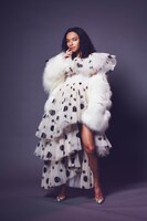 アヴちゃん扮するマリア・ディーゼル。