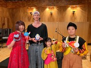 平沢あくびとルイス・コールの出演回の様子。