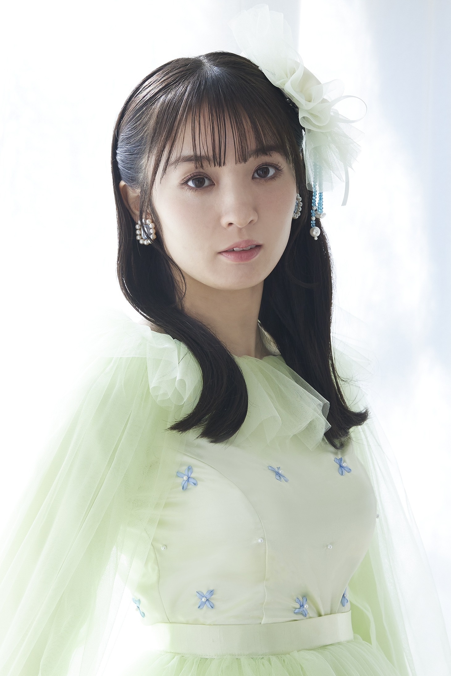 咲良菜緒
