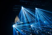 Aimer「Aimer Fan Club Tour "Chambre d'hôte"」の様子。写真は11月2日のKT Zepp Yokohama公演より。（撮影：加藤アラタ）