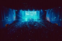 オノマトペ大臣を迎えた「水星」のパフォーマンスの様子。（撮影：横山純）