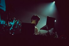 tofubeats（撮影：横山純）