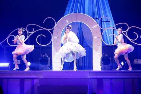 小倉唯「小倉唯 Memorial LIVE 2023~To the 11'Eleven~」神奈川・パシフィコ横浜公演の様子。