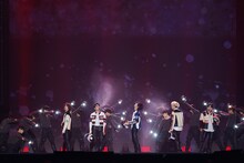 TOMORROW X TOGETHER (c)CJ ENM Co., Ltd, All Rights Reserved