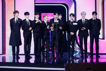 ZEROBASEONE  (c)CJ ENM Co., Ltd, All Rights Reserved