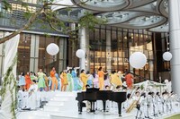 麻布台ヒルズ開業ムービー「The Lighting Ceremony」収録の様子。