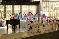 麻布台ヒルズ開業ムービー「The Lighting Ceremony」収録の様子。