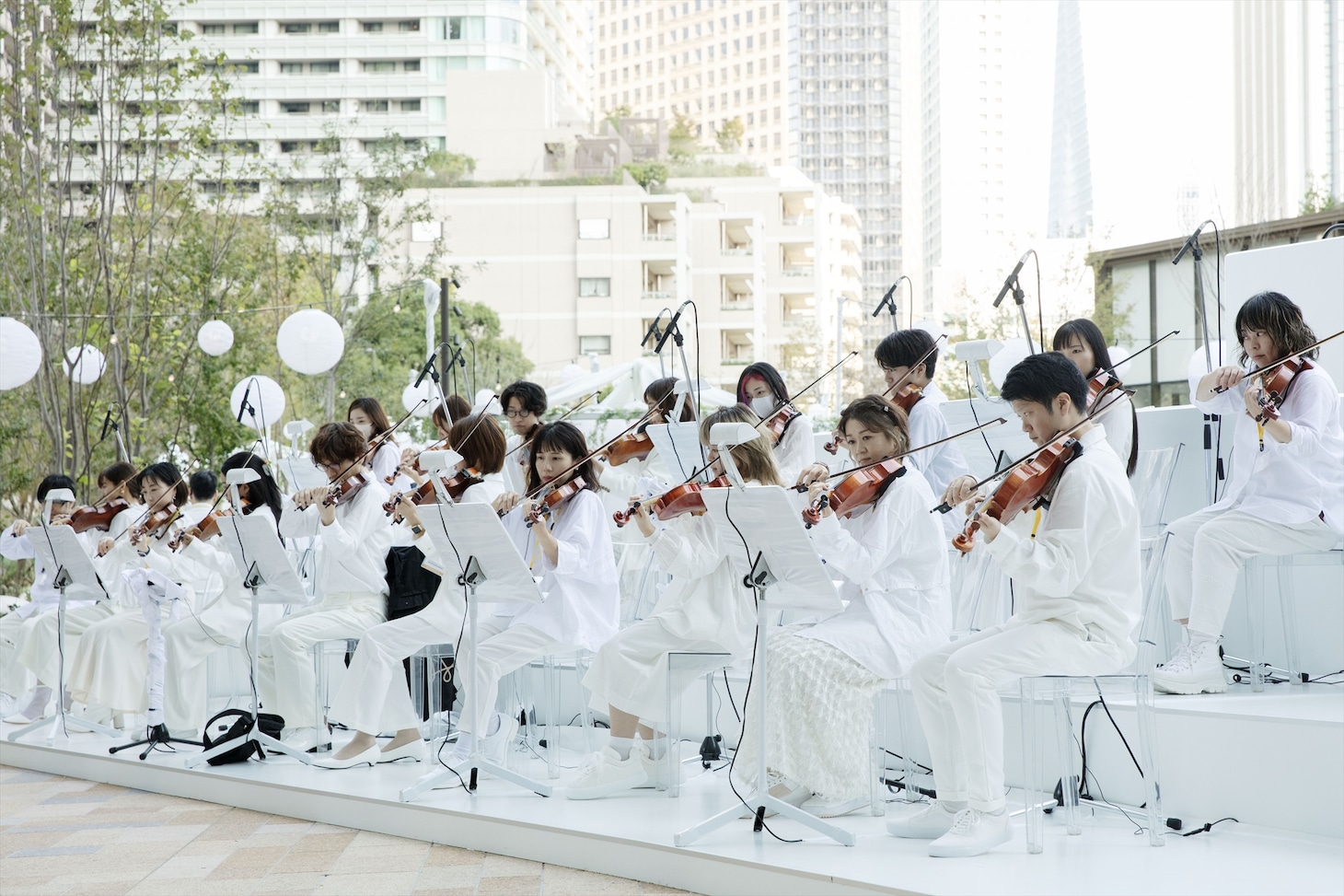 麻布台ヒルズ開業ムービー「The Lighting Ceremony」収録の様子。