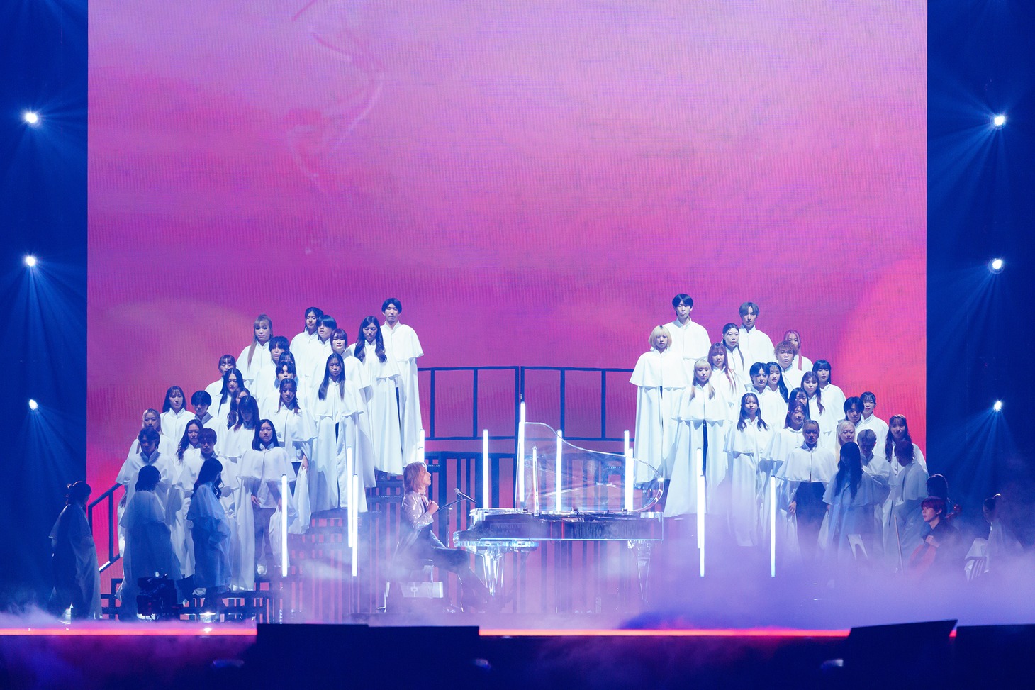 YOSHIKIのコラボステージの様子。 (c)CJ ENM Co., Ltd, All Rights Reserved