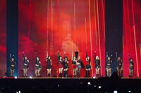 EL7Z UPのステージの様子。 (c)CJ ENM Co., Ltd, All Rights Reserved