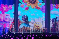 SEVENTEENのステージの様子。 (c)CJ ENM Co., Ltd, All Rights Reserved