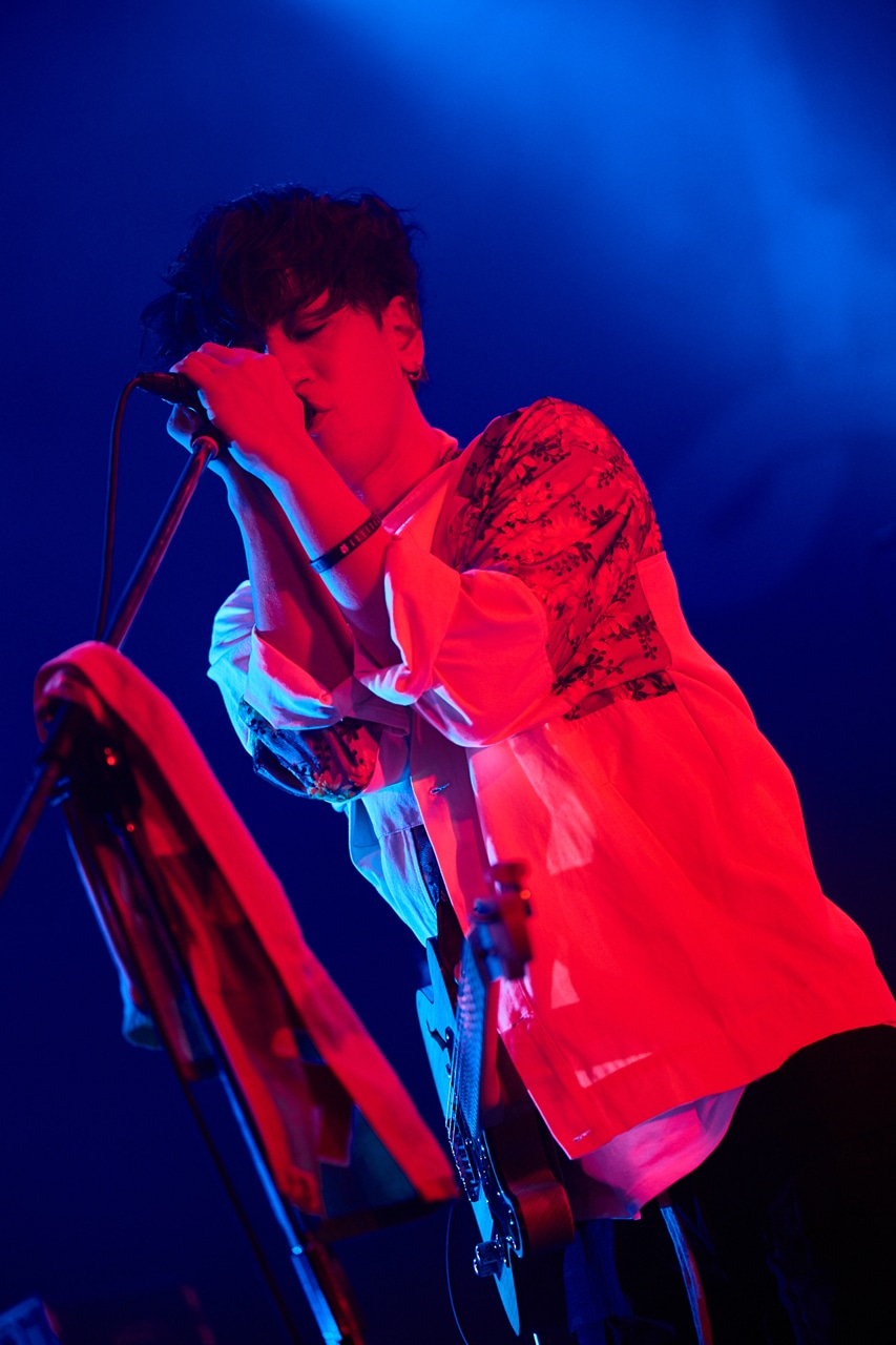 PON（Vo, G）（撮影：佐藤広理、佐野和樹）