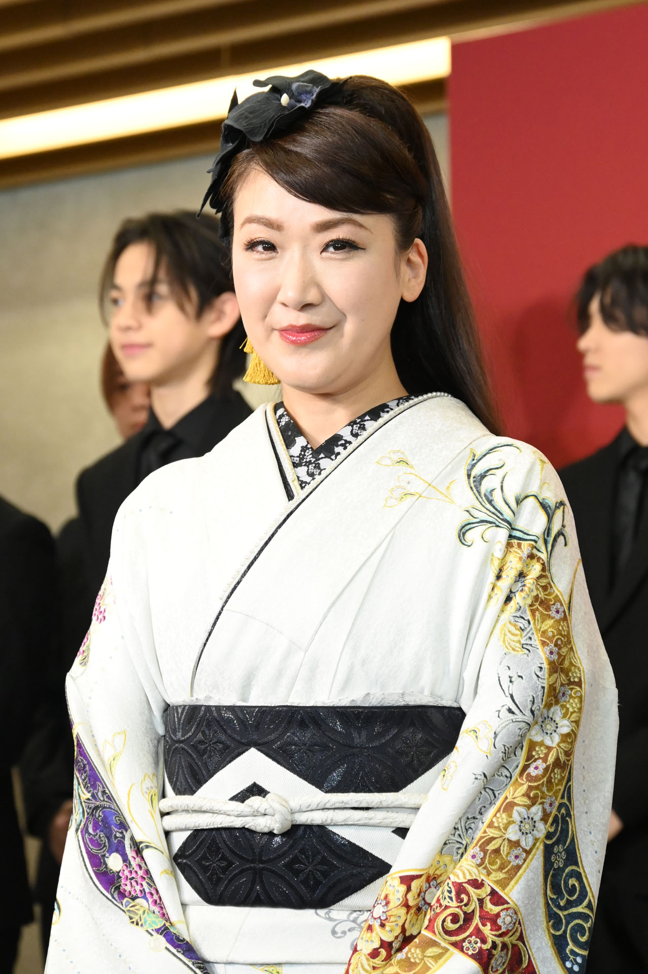 市川由紀乃
