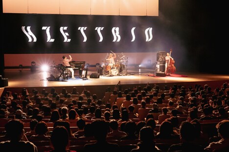 「H ZETTRIO DYNAMICS! 2023」大阪・ラブリーホール公演の様子。（Photo by Yuta Ito）