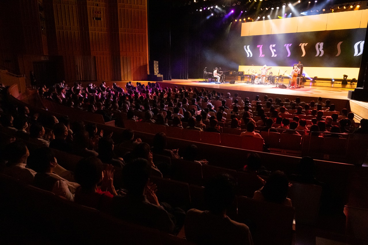「H ZETTRIO DYNAMICS! 2023」大阪・ラブリーホール公演の様子。（Photo by Yuta Ito）