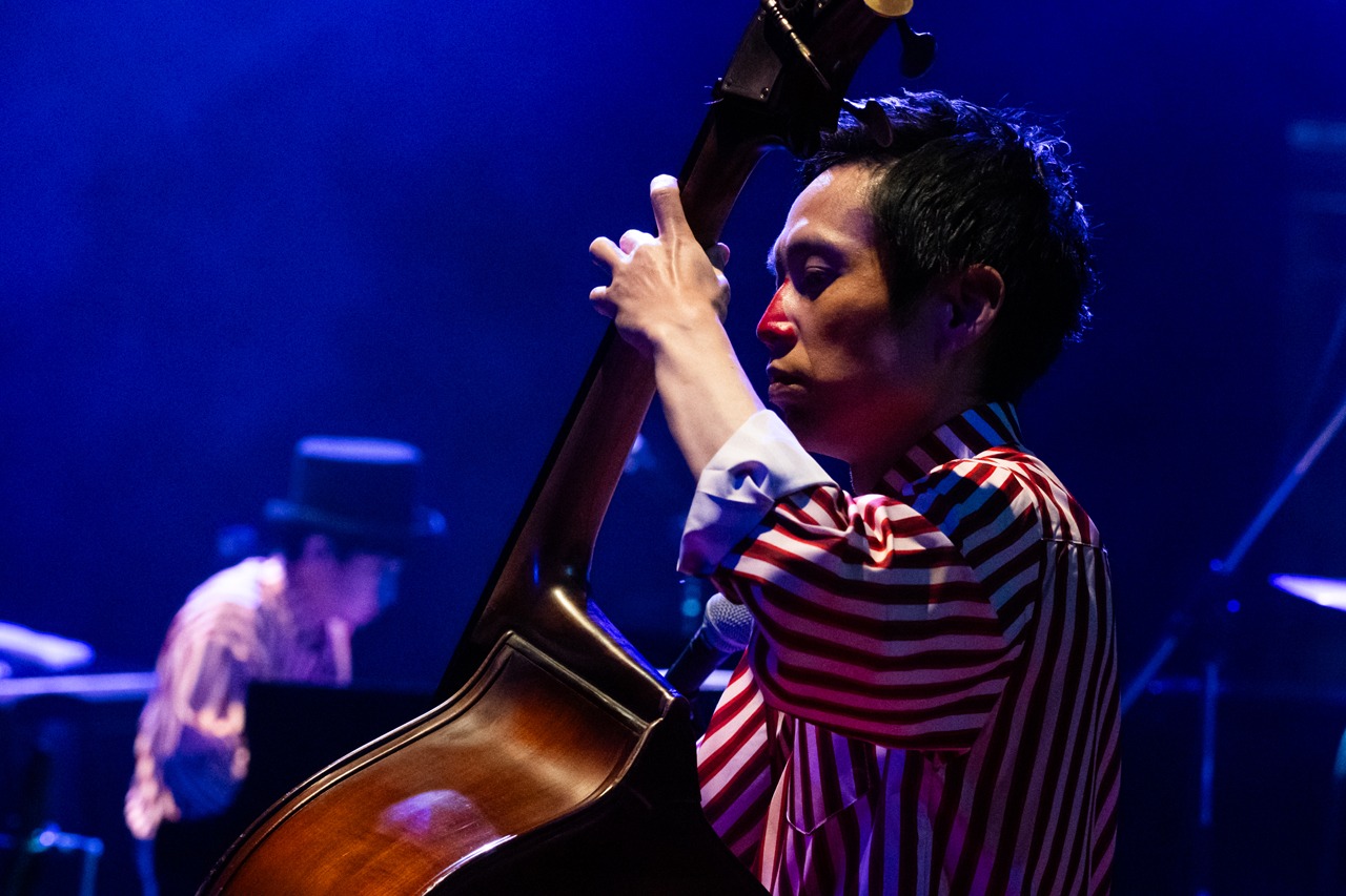 H ZETT NIRE（B）（Photo by Yuta Ito）