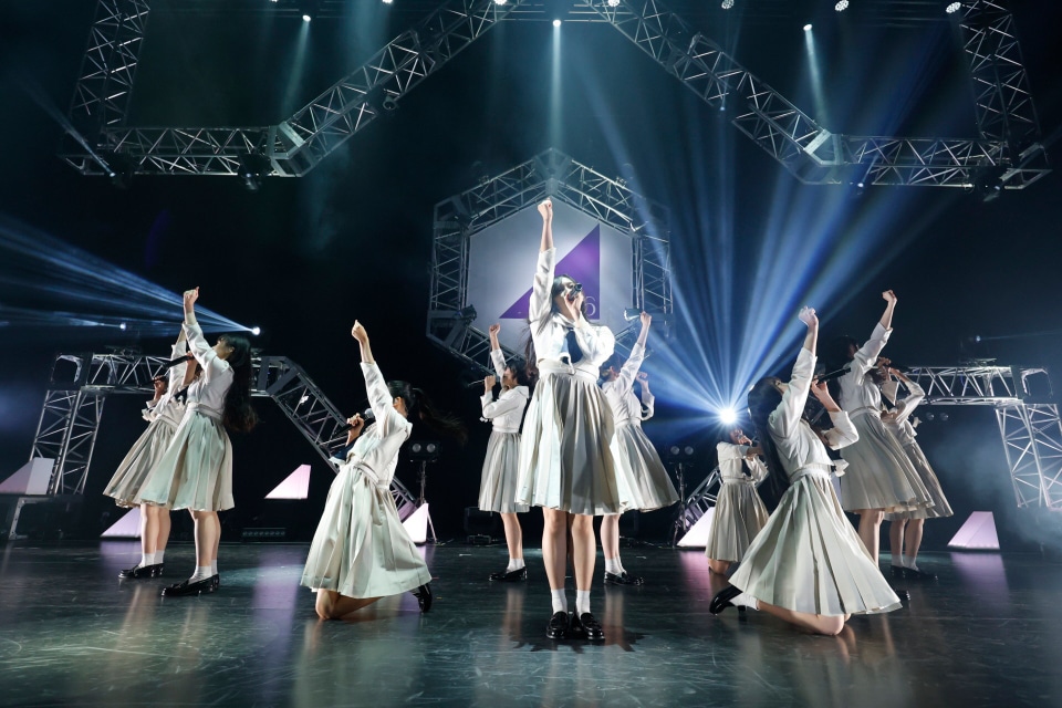 「新参者 Live at THEATER MILANO-Za」の様子。