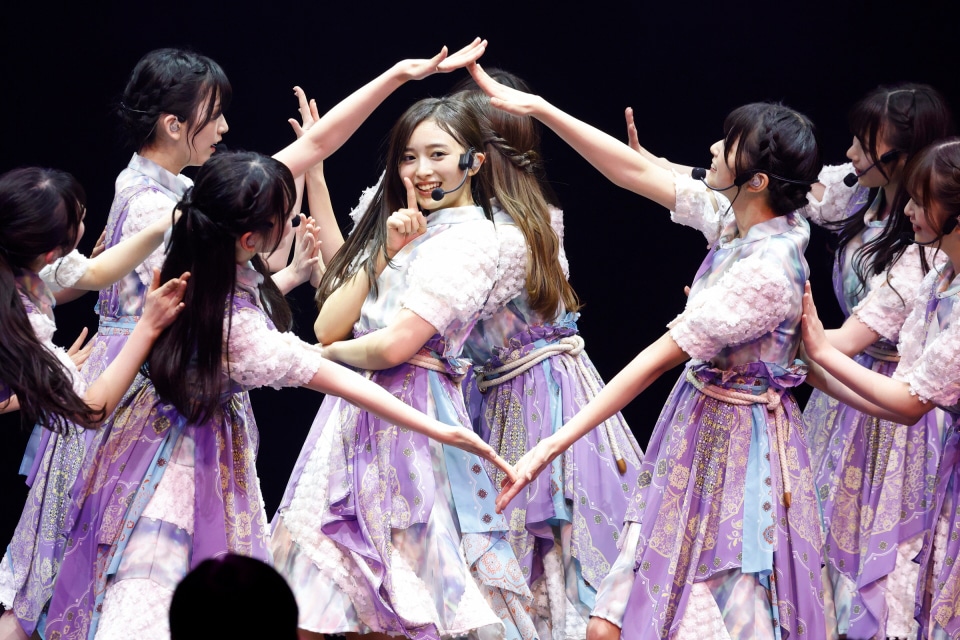 「新参者 Live at THEATER MILANO-Za」の様子。