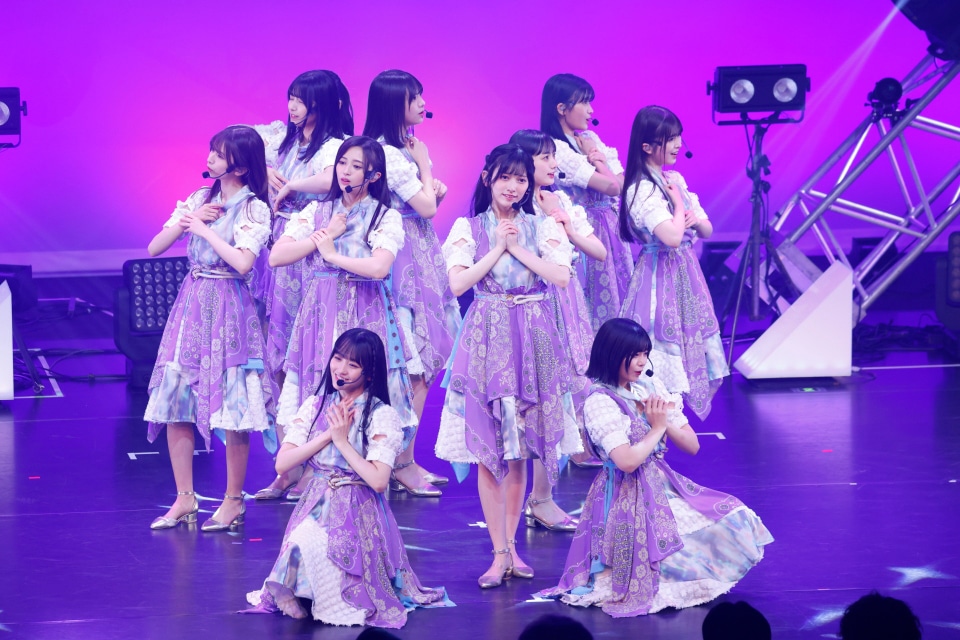 「新参者 Live at THEATER MILANO-Za」の様子。