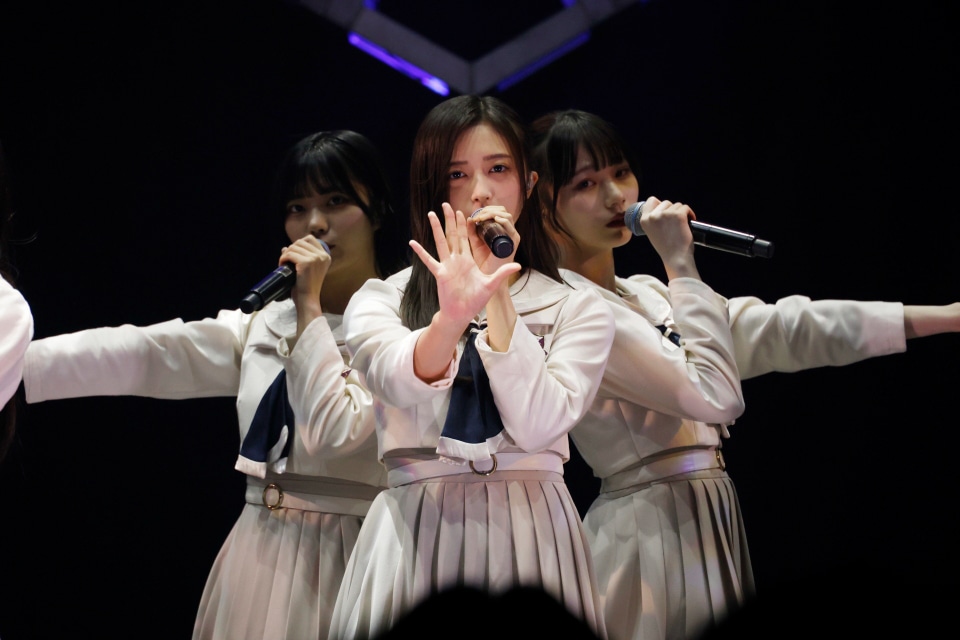 「新参者 Live at THEATER MILANO-Za」の様子。