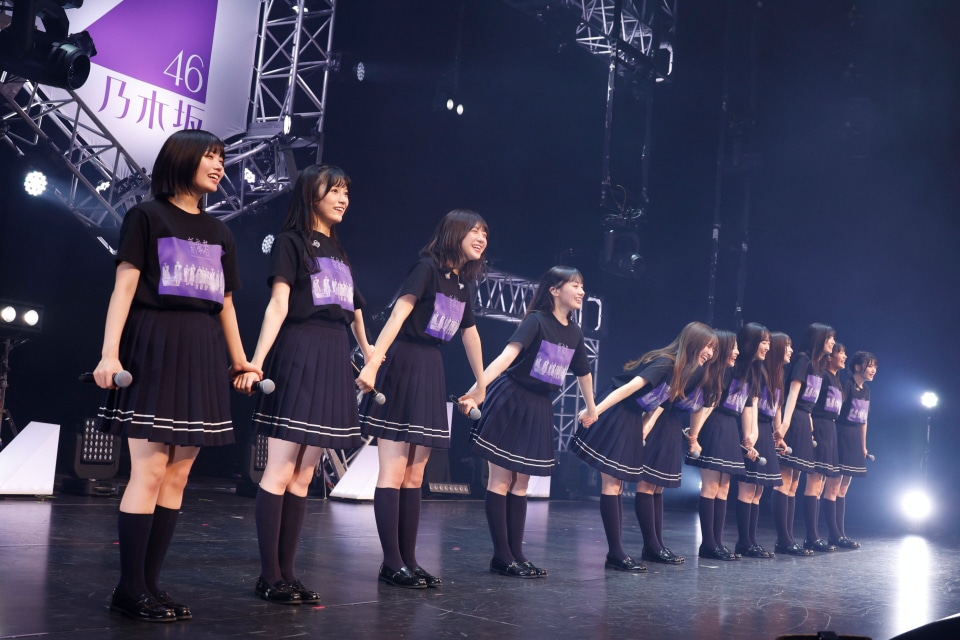 「新参者 Live at THEATER MILANO-Za」の様子。