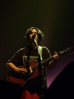 はっとり（Vo, G）（撮影：酒井ダイスケ）