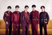 M!LKの新たなビジュアル。