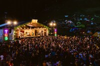 「THE CAMP BOOK」の様子。