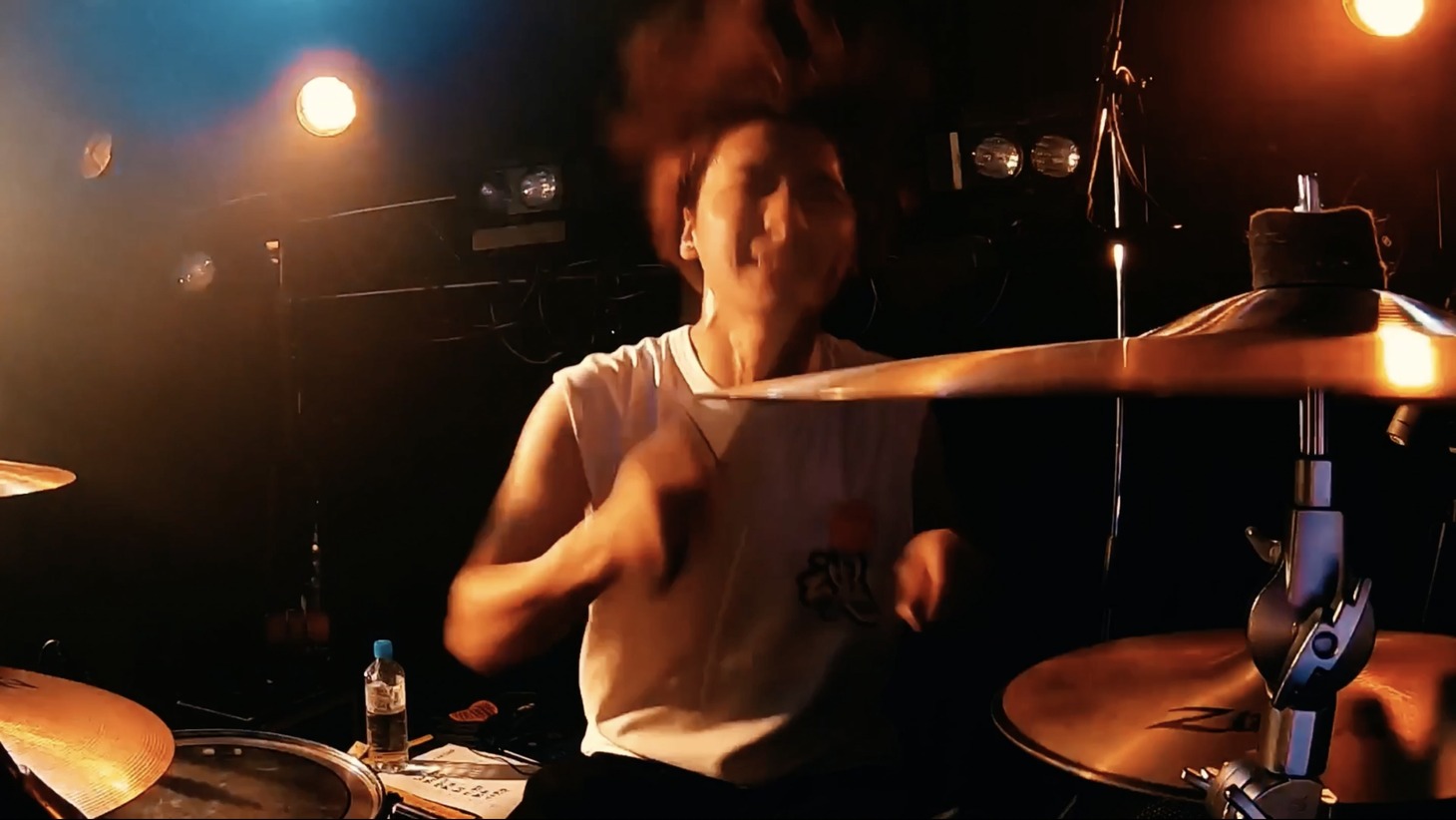 からあげ弁当「バカ野郎」ライブ映像より