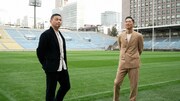 左から五郎丸歩、EXILE AKIRA。（写真提供：NHK）