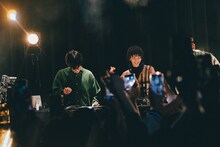 左からSTUTS、Ray。（撮影：Daiki Miura）