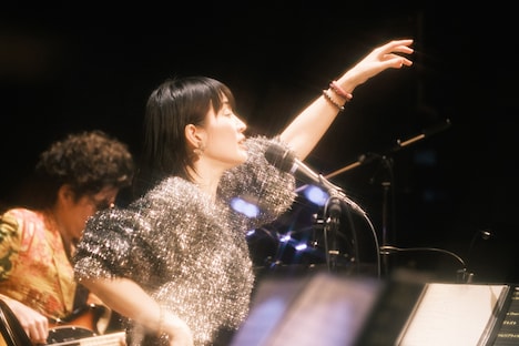 安藤裕子（Photo by Hayato Watanabe）