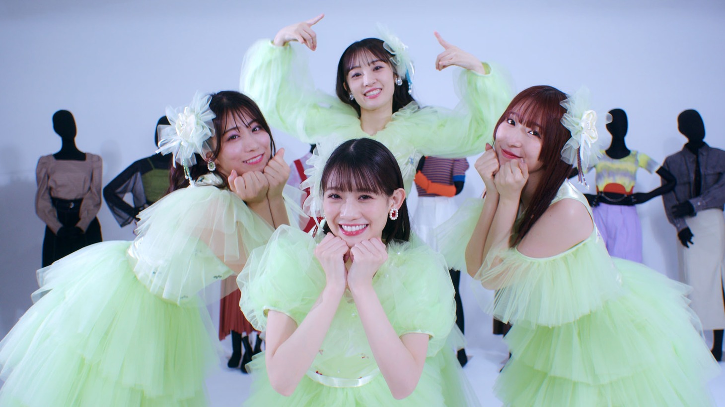 TEAM SHACHI「おとなりさん」MVより。