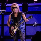 B'z松本孝弘監修のギター機材ブランド「Indigo Note」始動、第1弾は“半ワウ”再現エフェクター