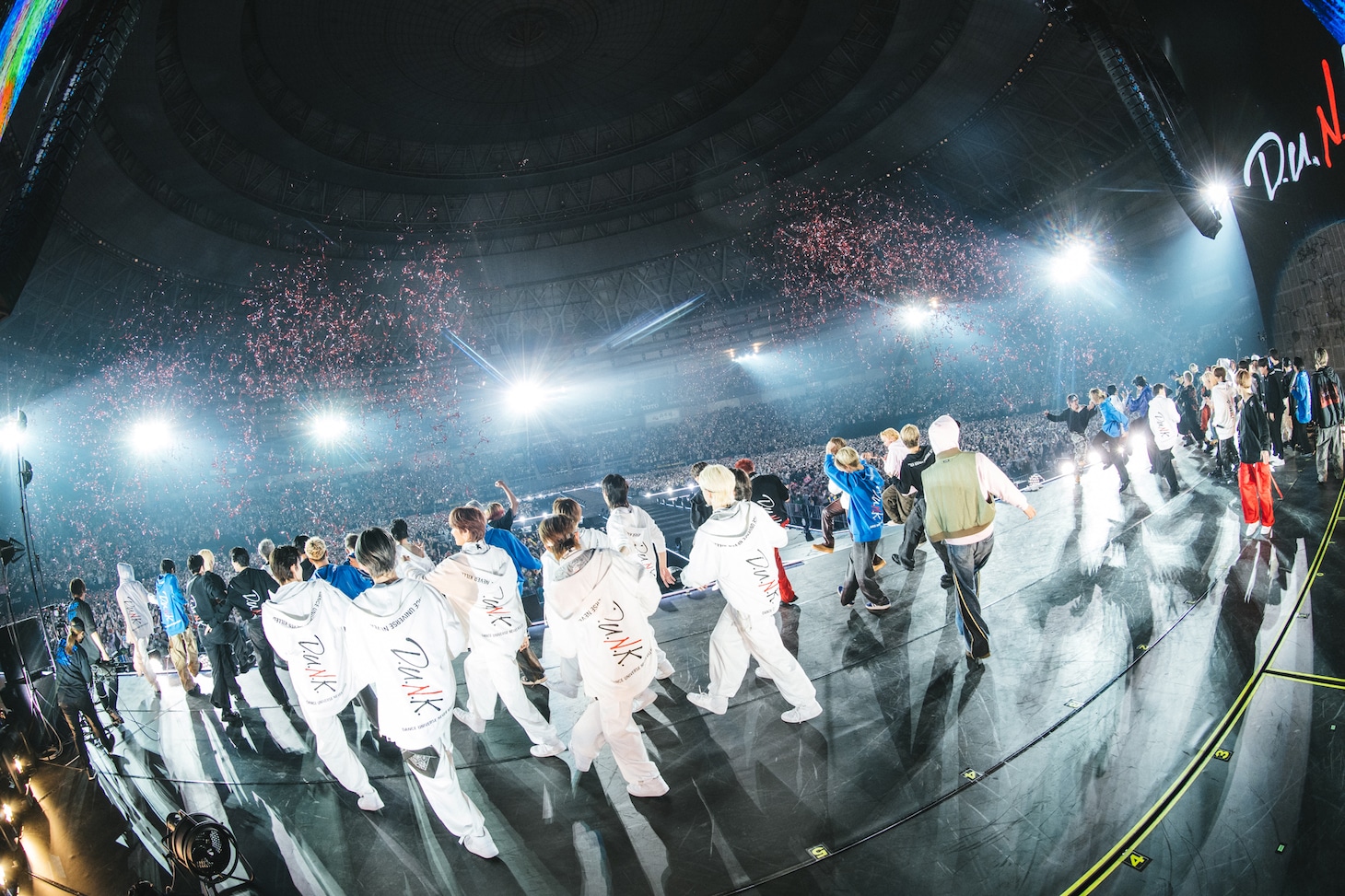 「D.U.N.K. Showcase in KYOCERA DOME OSAKA」の様子。(c)D.U.N.K. Showcase 製作委員会