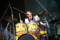 「CHIAKI MAYUMURA Tour “一切合SAI”」東京・恵比寿ザ・ガーデンホール公演より「十二支のアマゾン」披露時の様子。