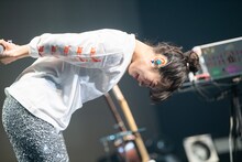 マユムラーに感謝を伝える眉村ちあき。