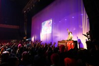 DJ-INA（Photo by Ueno Hiroyuki［LINKSOLU,Inc.］、Ichinose Aki［LINKSOLU,Inc.］）