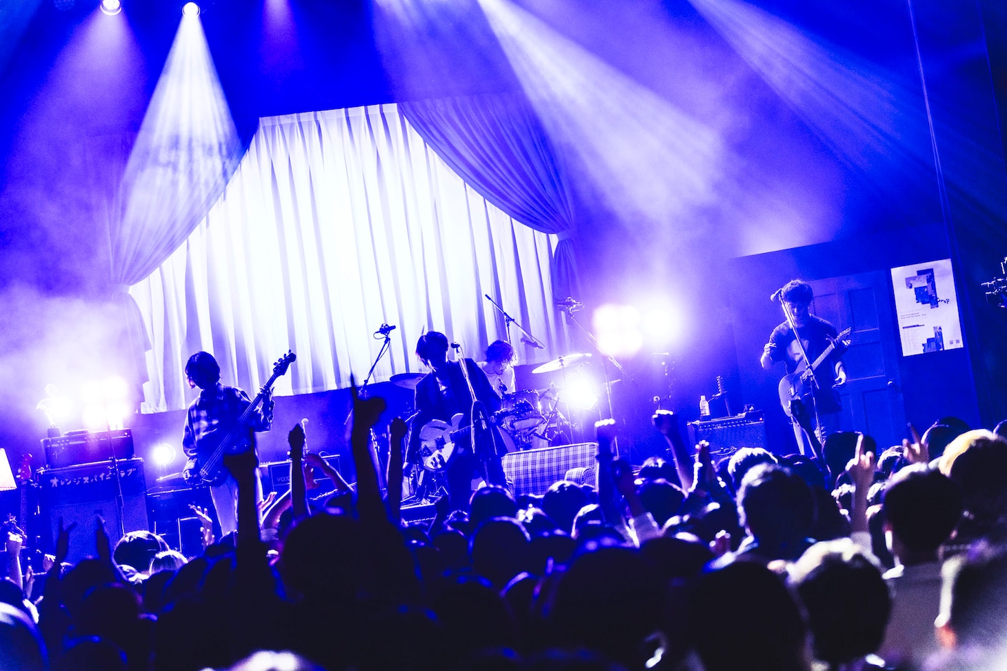 「2nd Full Album『Crop』Release ONEMAN TOUR 2023 -見えないものに愛を-」最終公演の模様。（Photo by 冨田味我）