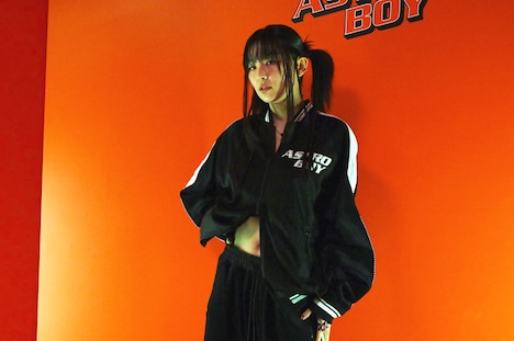 クールなスルギ（Red Velvet）。