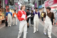 街ブラの様子。