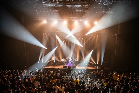 柏木ひなた「HINATA KASHIWAGI 1st LIVE～Euphoria～」の様子。