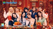 「ファミマ×TWICE クリスマスチキン」編より。
