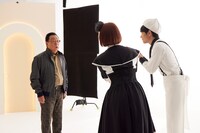 ローソン新テレビCM「メリーデリシャス！ クリスマススイーツ」編の撮影風景。