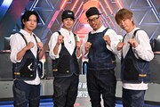 左から加藤シゲアキ、片寄涼太、関口メンディー、小山慶一郎。 (c)TBS
