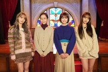 左からSAKURA、木南晴夏、生見愛瑠、KIM CHAEWON。(c)日本テレビ
