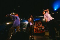 左からBose、鈴木真海子、SIKK-O。（撮影：Daiki Miura）