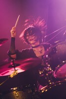 チカ（Dr）香港公演より。