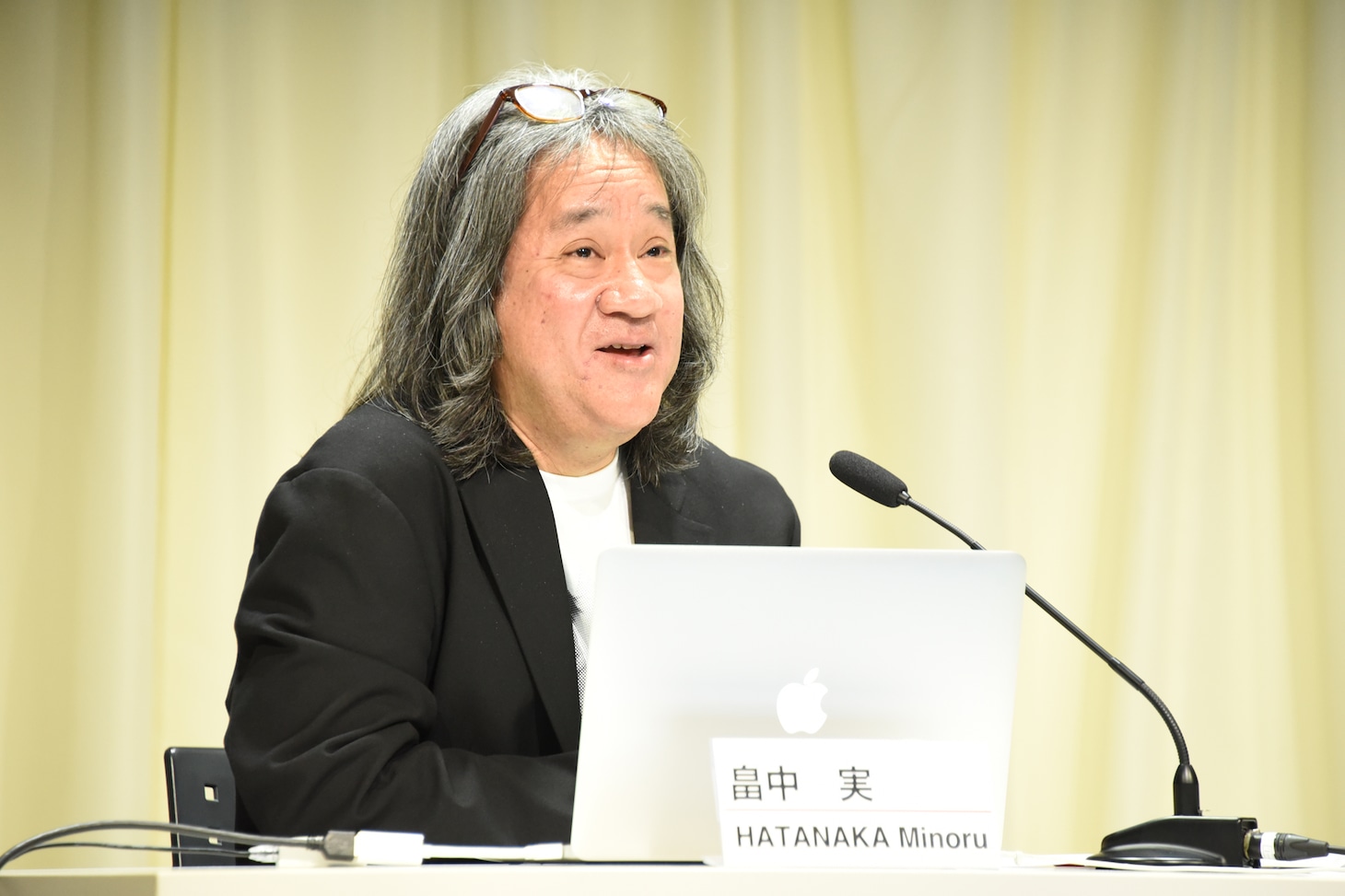 畠中実氏