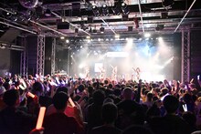 #2i2「感謝感激大暴走」の様子。